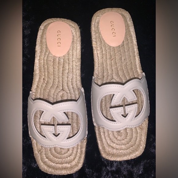 Women's Interlocking G Cut Out Sandals - Picture 3 of 5